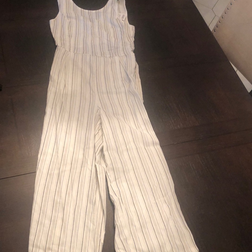Potters Pot. Stripped Capri Jumpsuit NWT CrissCross Back